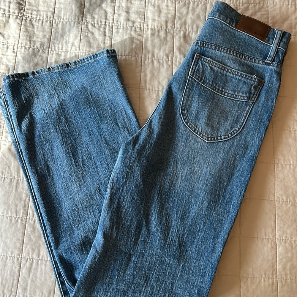 Madewell 11” High Rise Flare - size 29